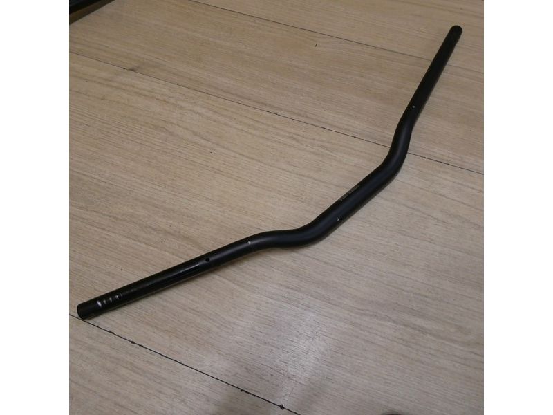 Guidon alu Triumph Triumph