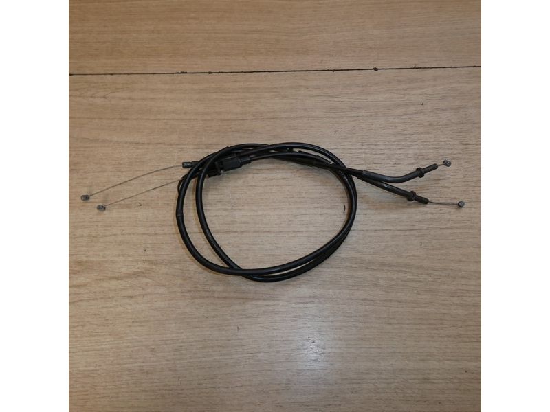 Jeu de 2 câbles de gaz Kawasaki ER6 N 2006 à 2008