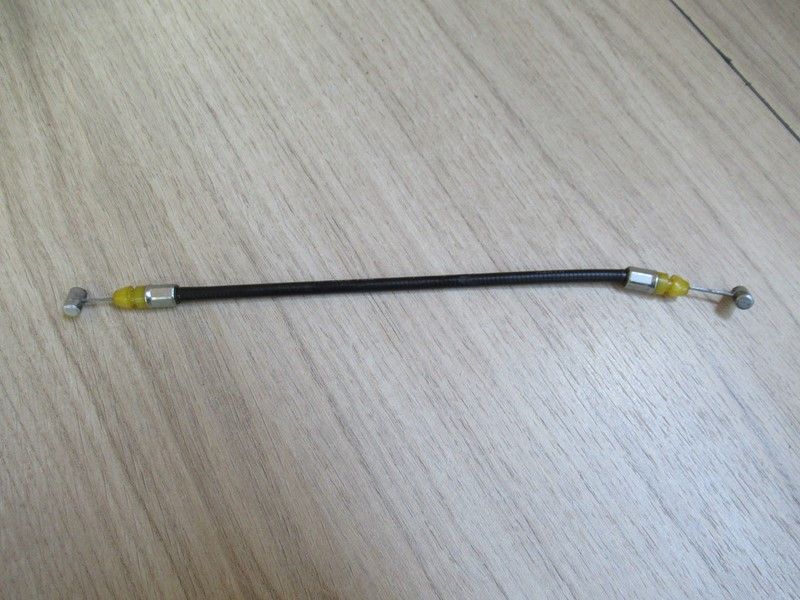 Câble d'ouverture de selle avant Kawasaki ZZR 1400 2006-2011