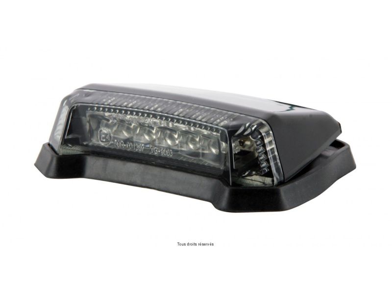 Feu Arrière 6 Leds Universel 12V-0.1W/0.5W  Fixation : 60mm E4 / Long : 90mm Large : 60 mm0