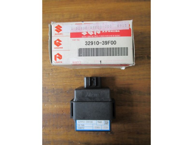 Boîtier contrôle d'air pour admission Suzuki GSXR 600 2001-2003 (32910-39F00)