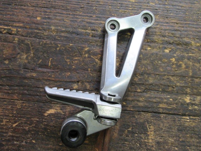 Platine arrière droite Kawasaki ZX12R 2000/2001