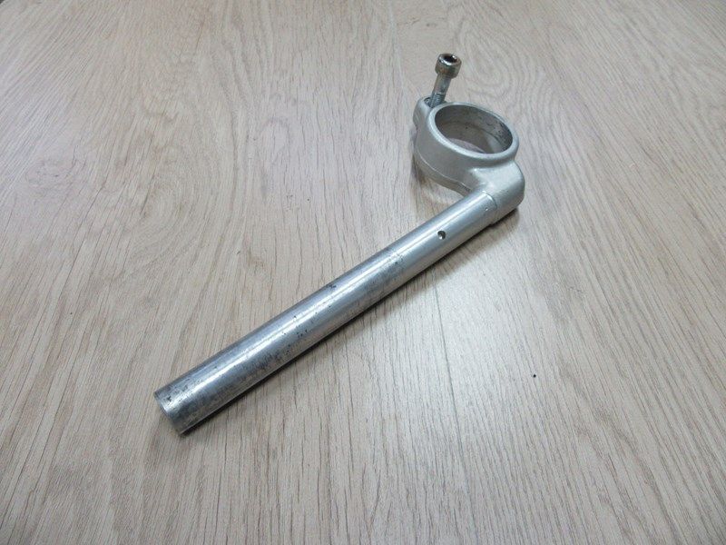 Guidon droit Suzuki 1100 GSXR 1993/1994