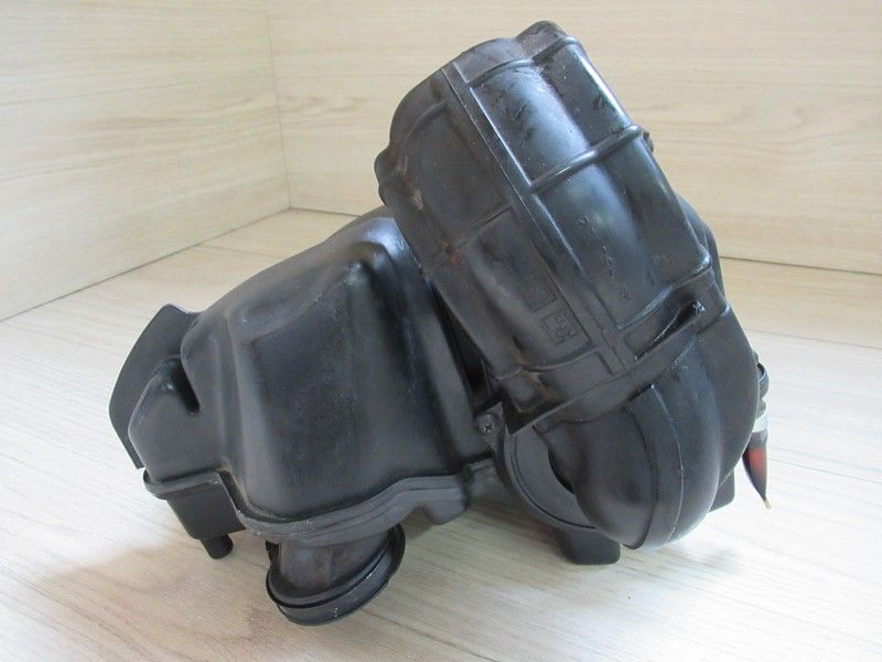 Boîtier de filtre à air Honda CBF 600 Hornet 1998-2002