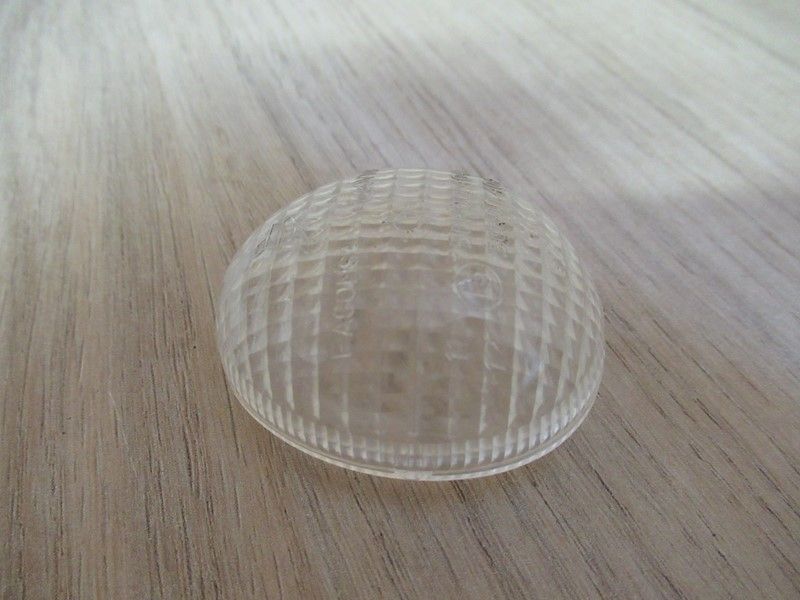 Cabochon de clignotant cristal Peugeot 50 Ludix