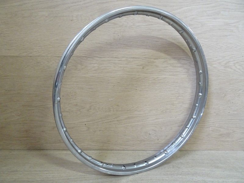 Jante acier D.I.D 1,40x21. 36 trous