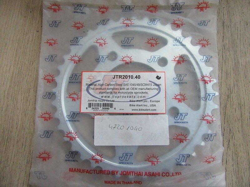 Couronne 40 dents neuve  Triumph 1200 Trophy 2000-2003 (JTR2010.40)
