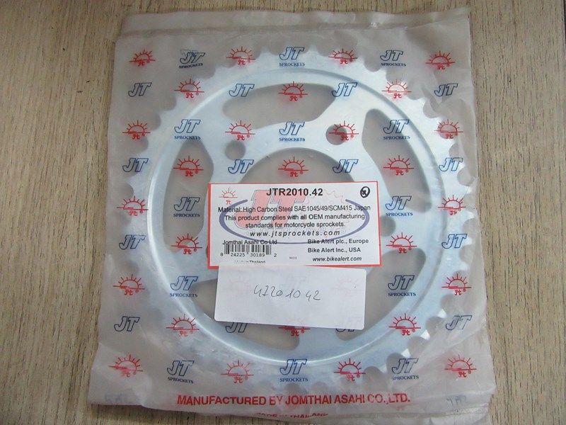 Couronne 42 dents neuve  Triumph 1200 Trophy 1997-1998 (47201042)