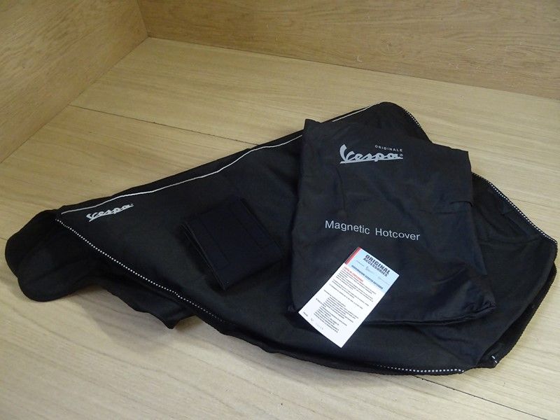 Tablier de protection hiver Vespa S LX LXV PX GT GTS (602872M004)