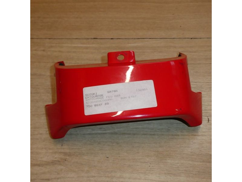 Entourage de feu arrière supérieur Suzuki GSX 750F GR78A 1989 à 1997