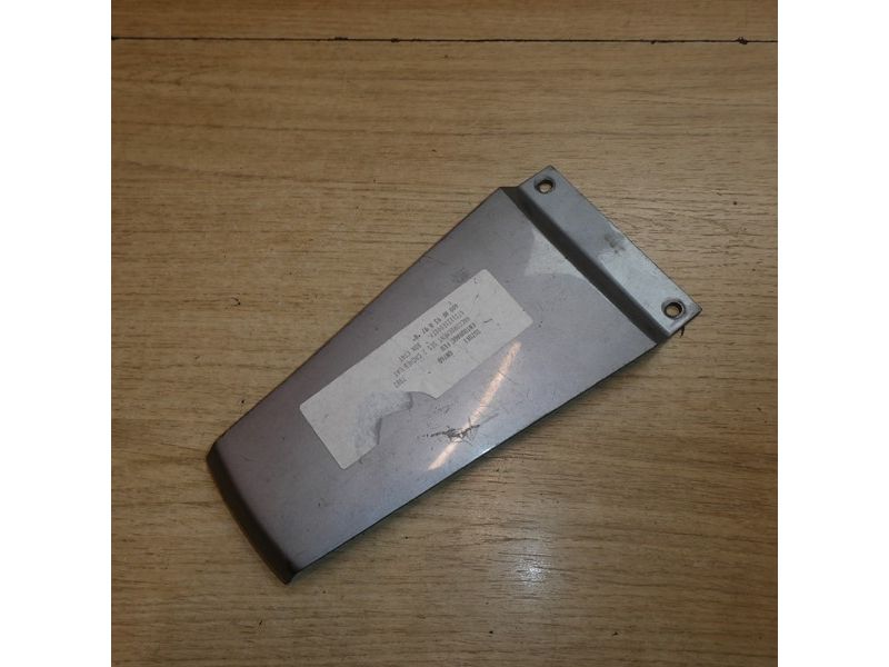 Dosseret raccord coque arrière Suzuki RF 600 R GN76D 1993 à 1996