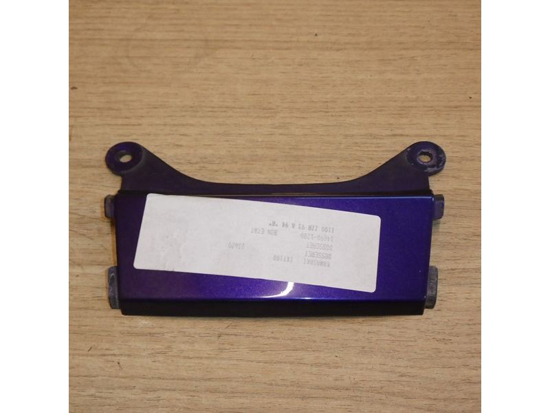 Dosseret raccord de coque arrière Kawasaki ZZR 1100 ZXT10D 1993 et 1994