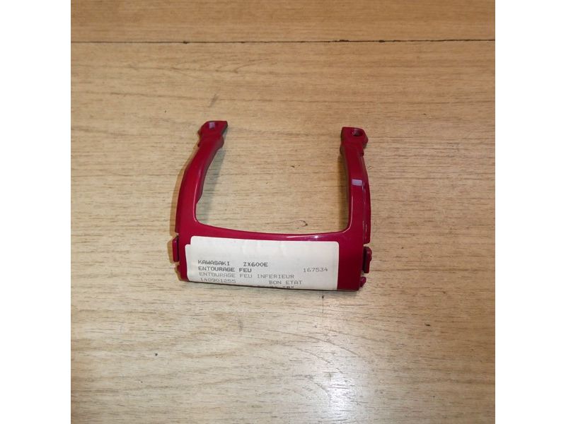 Entourage inférieur de feu arrière Kawasaki ZZR 600 ZX600E 1993 à 2002