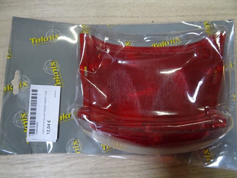Cabochon de feu arrière MBK 50cc Ovetto Yamaha 50cc Neo's  1999/2007