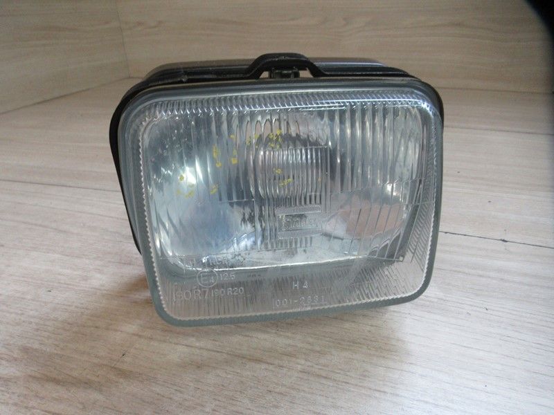 Optique avec support Suzuki GSX 550 GN71D 1984/1985