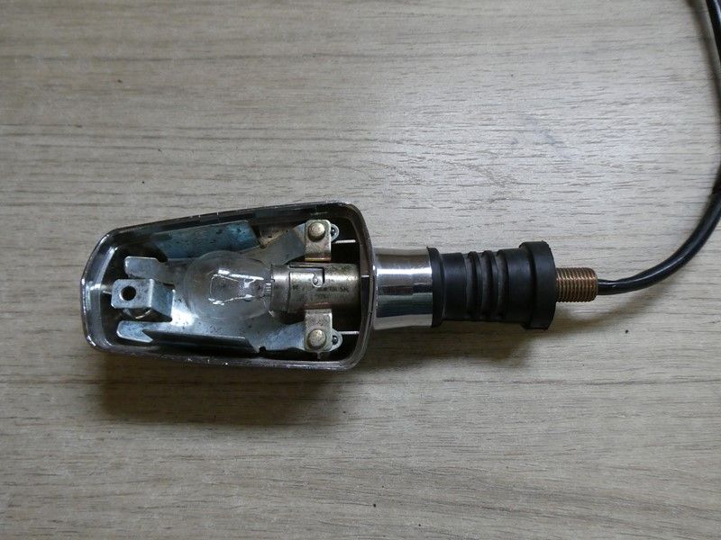 Clignotant arrière gauche Yamaha 1300 XJR 1999/2006