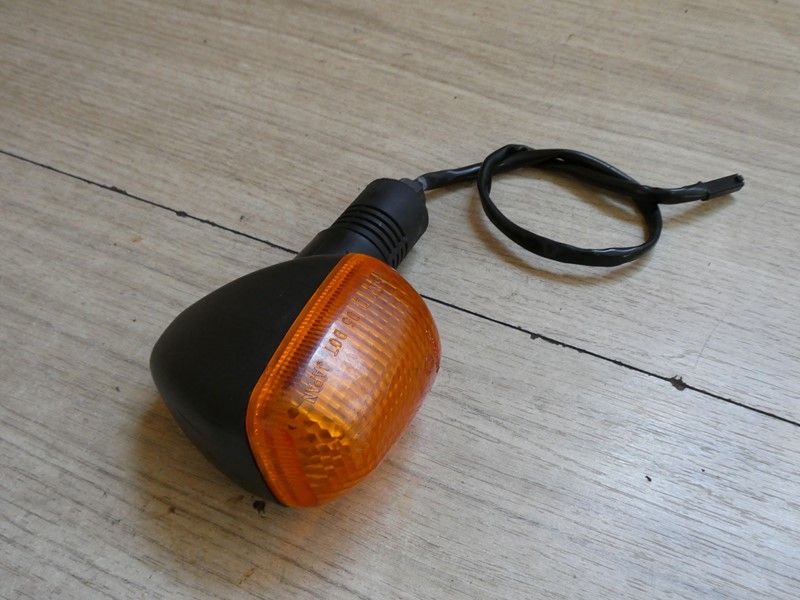 Clignotant avant droit Suzuki SV 650 N 1999/2002 JS1AV
