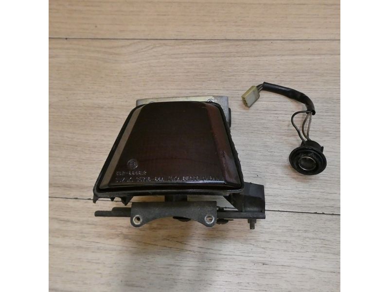 Feu arrière Suzuki 1100 GSXR 1986 à 1988 GU74C