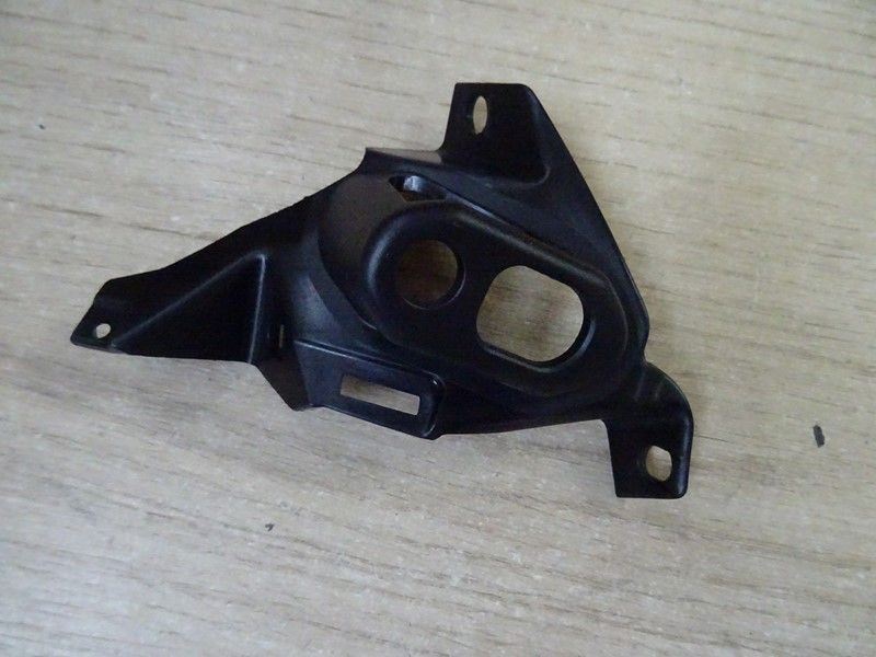 Support de phare anti brouillard droit Triumph 1200 Tiger 2022/- (T2313067)