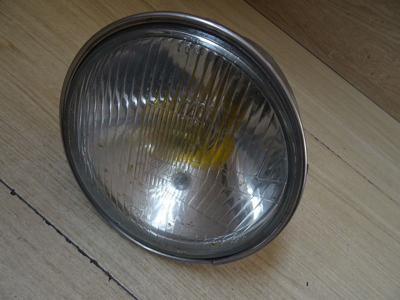 Phare avant Honda 
CB 750 F2C Bol d'Or 1982 / 
CB 900 F Bol d'Or type SC01 1979/1988