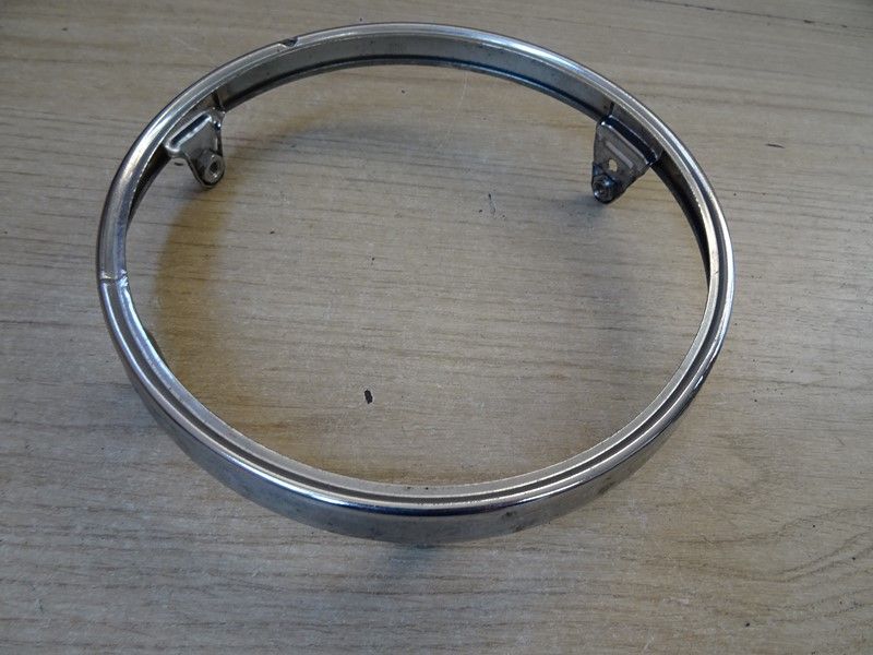 Portière de phare optique avant Honda 
CB 750 Seven Fifty type RC42 1992/1999
