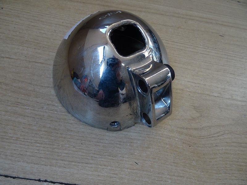 Cuvelage de phare optique avant Honda 
125 Rebel type JC24A 1996/1999