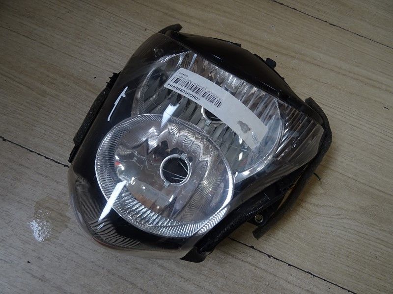 Optique phare avant Honda 
600 CBF Hornet type PC40 2007/2010 et PC41 2011/2013