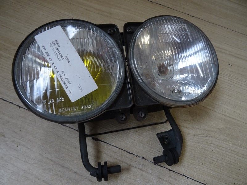 Bloc optique phare avant Honda 600 XLM/XLR type PD04 1984/1987