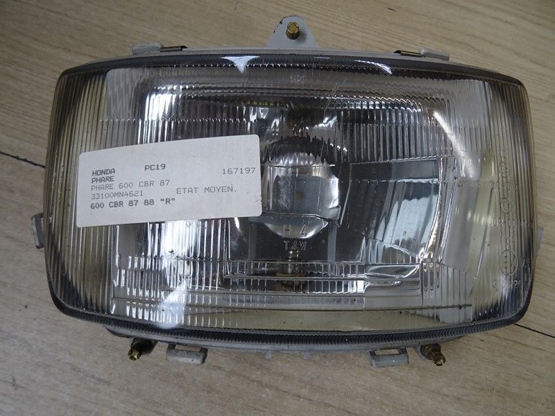 Optique phare avant Honda 
600 CBR type PC19 et PC23 1987/1990