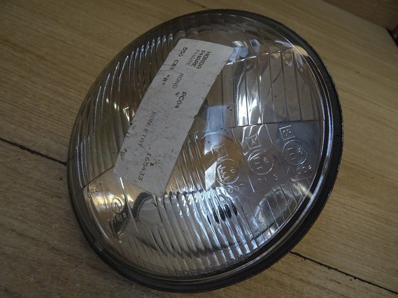 Optique phare avant Honda 
550 CBX F type PC04 1982/1985