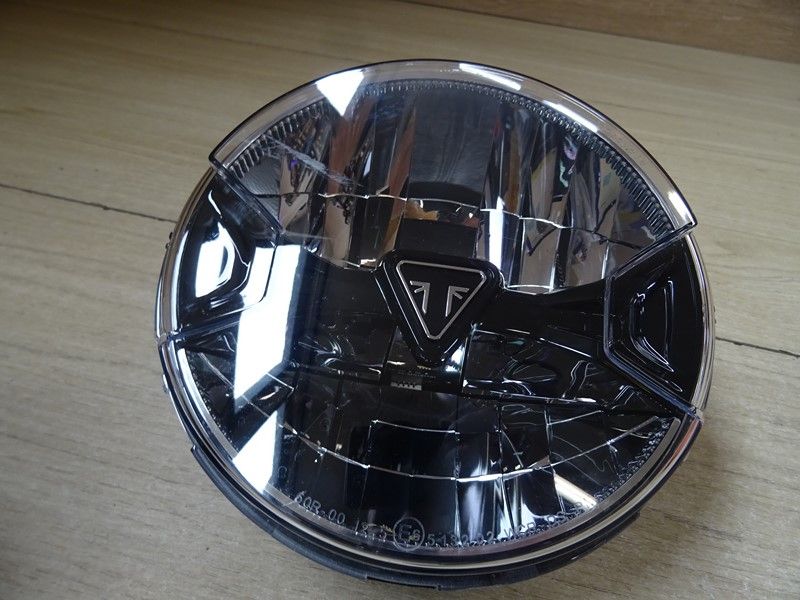 Phare optique avant d'origine Triumph 660 Trident 2021/-