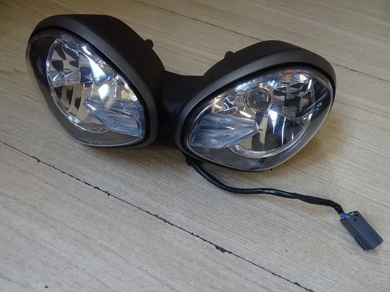 Bloc optique phare avant Triumph 765 Street Triple R,S,RS 2017/2019