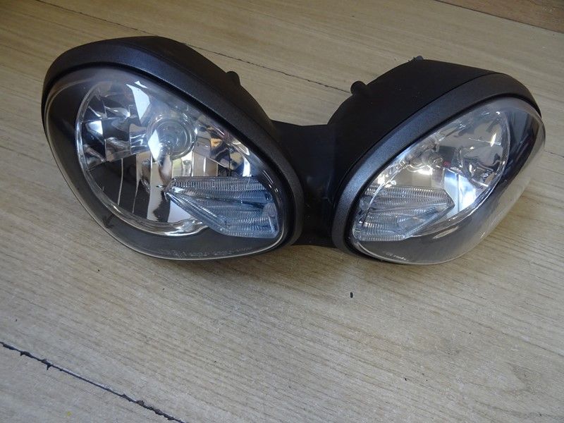 Bloc optique phare avant Triumph 765 Street Triple R,S,RS 2017/2019