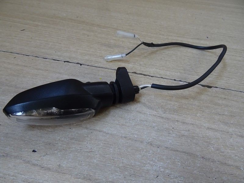 Clignotants led droit ou gauche Triumph 765 Street Triple et autres Triumph 2020/-