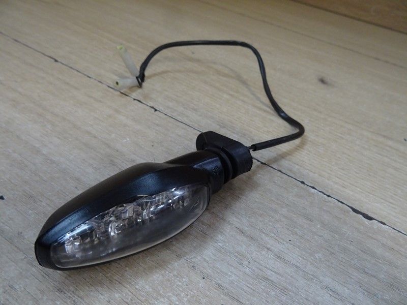 Clignotant led droit ou gauche Triumph 765 Street Triple 2020/- et nombreuses autres applications