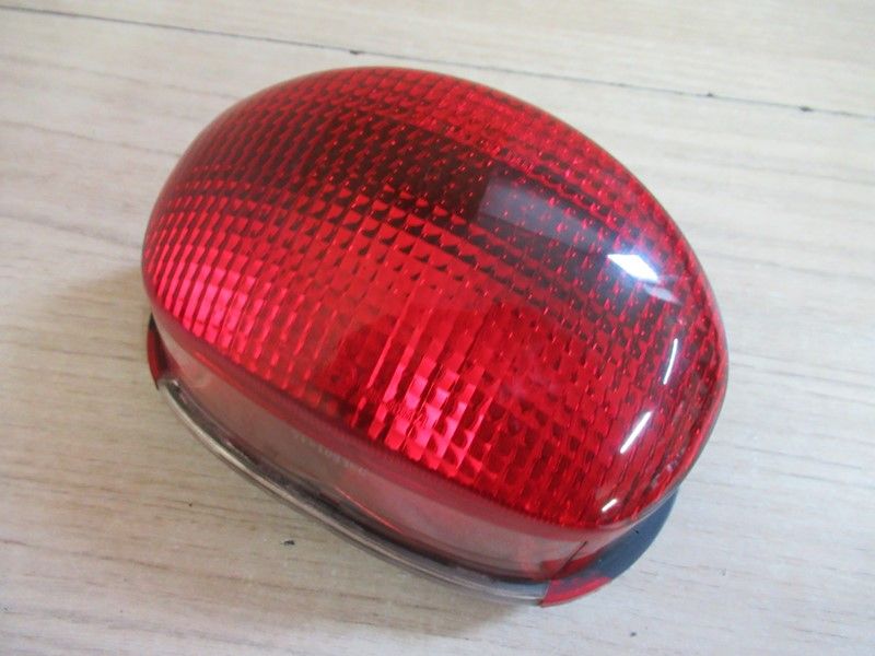 Feux arrière Triumph 955i ST/RS 1999-2004