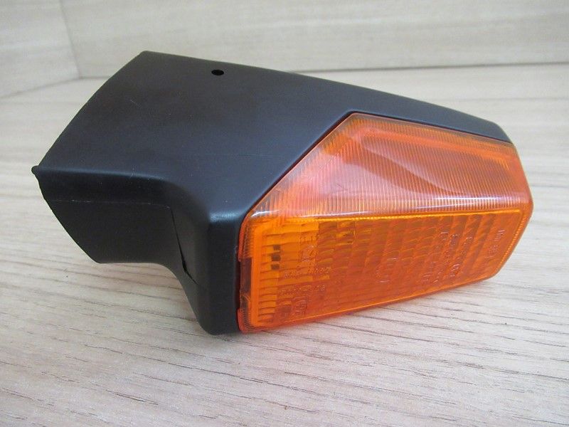 Clignotant arrière gauche BMW K 75 K569, K 100 K589 1982-1996 (63231459327)