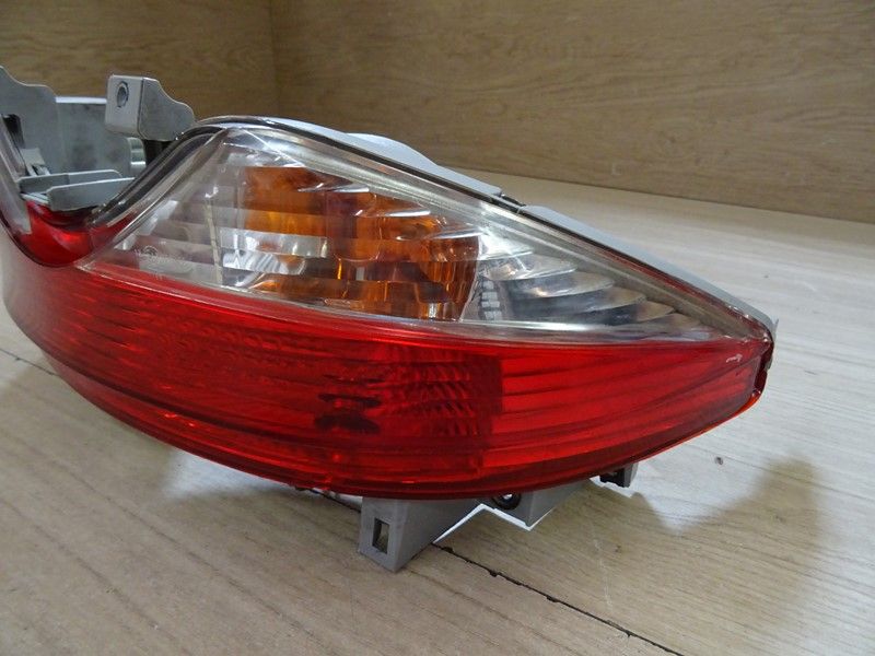 Bloc optique arrière Suzuki UH 125 Burgman 2007/2013