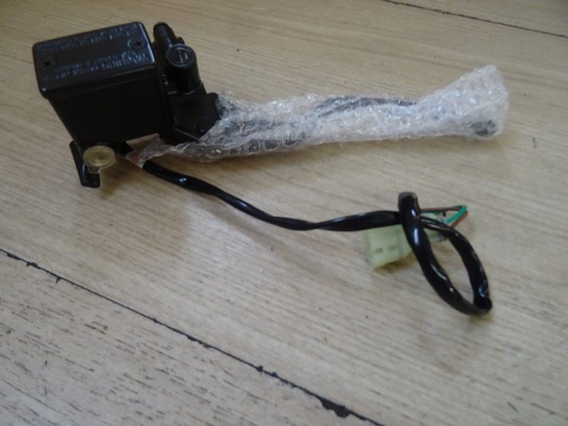 Maitre cylindre de frein gauche TGB Blade 550 (514349)
