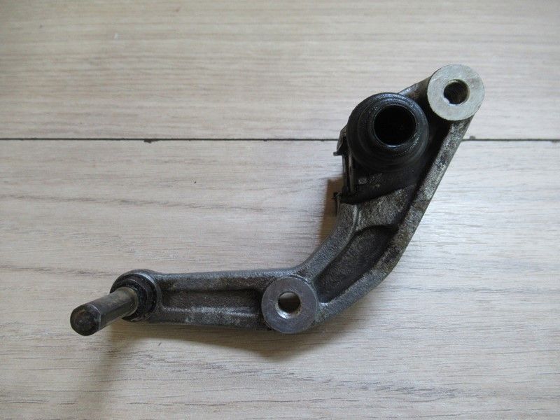 Support d'étrier avant droit Honda ST1100 Pan European 1990-2002