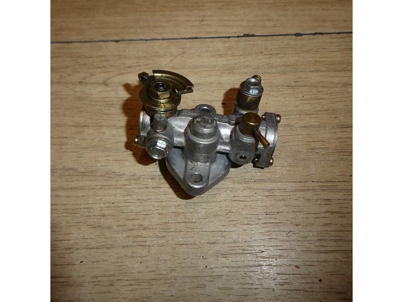 Pompe à huile Mikuni Fantic 125 HP1 1985 à 1987