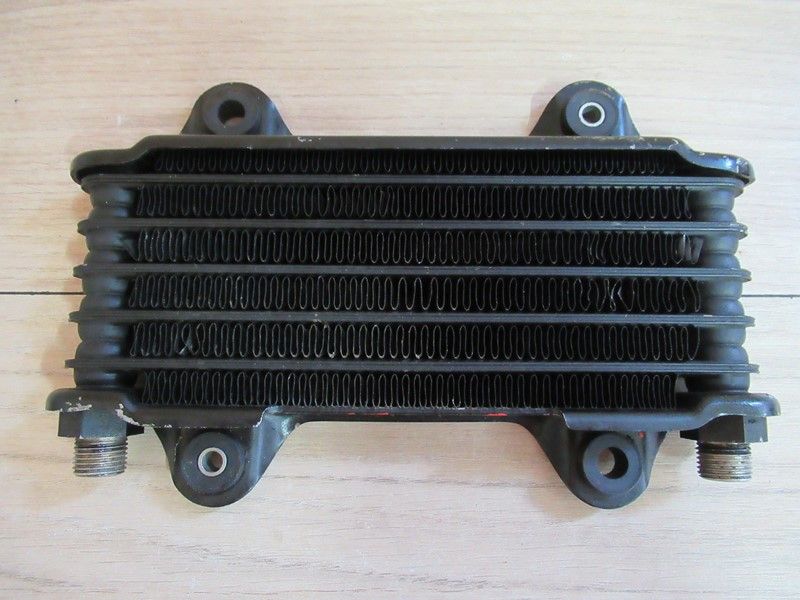 Radiateur d'huile Suzuki GS 650 G Katana 1981-1983