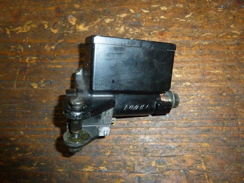 Maître cylindre de frein avant Suzuki 600 Bandit 2000-04