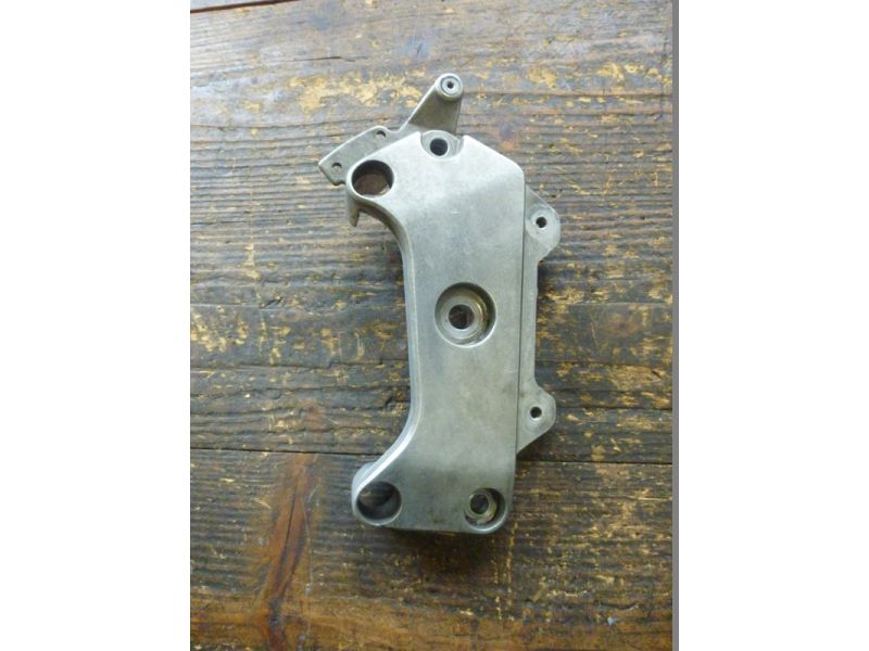 Platine cadre gauche Honda 600 Hornet (PC34) 