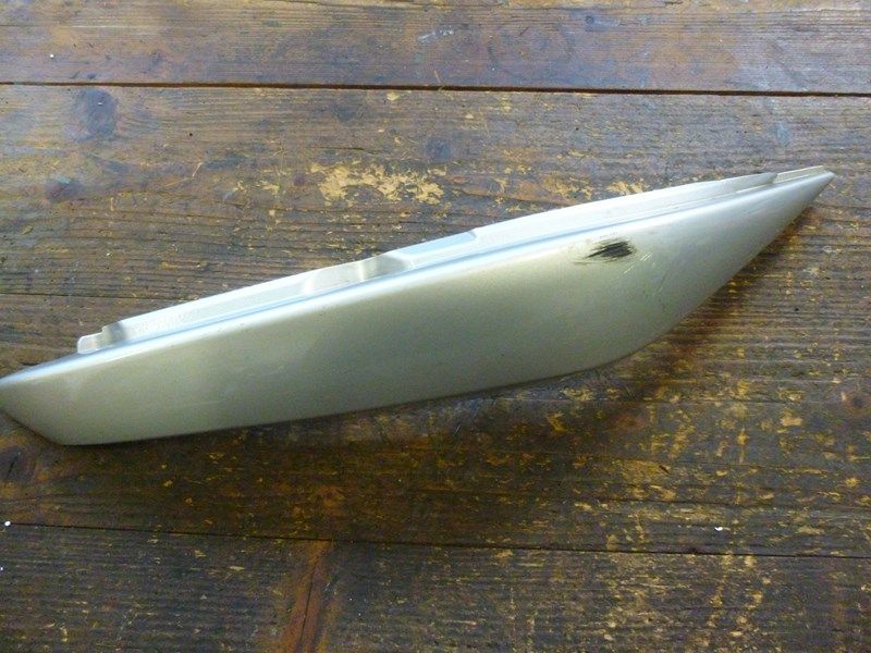Cache latéral droit Kawasaki ER6N 2006-08