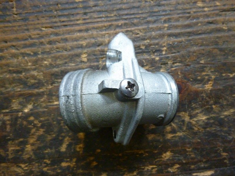 Pipe d'admission Moto Guzzi 750 Breva
