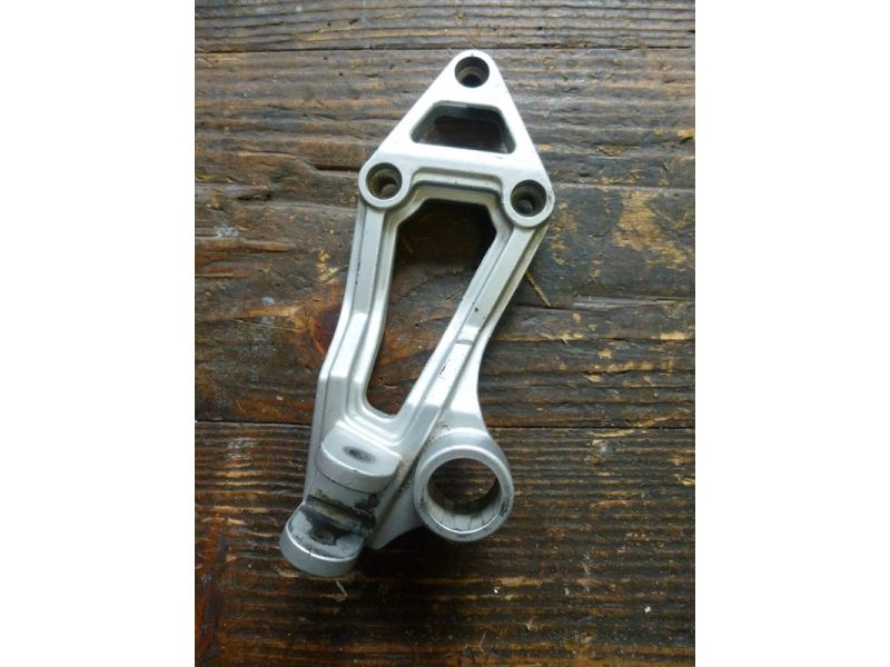Platine arrière droite Kawasaki 100 Tomcat (ZXT00B)