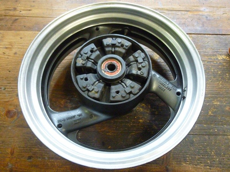 Jante arrière Yamaha 1200 XJR (4PU)