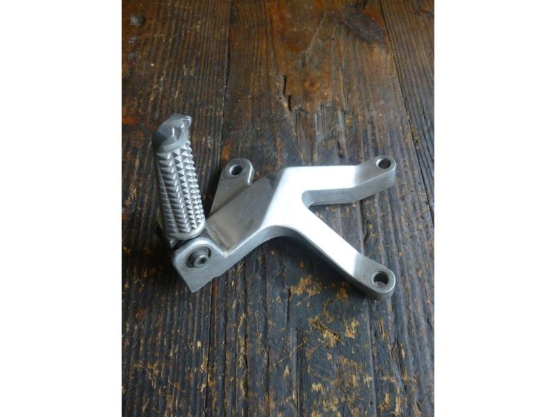 Platine arrière droite Yamaha 600 FZR (4JH)