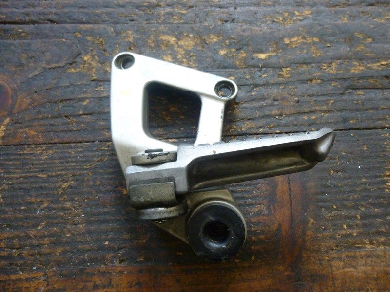 Platine arrière gauche Kawasaki ZZR 600 (ZX600E)